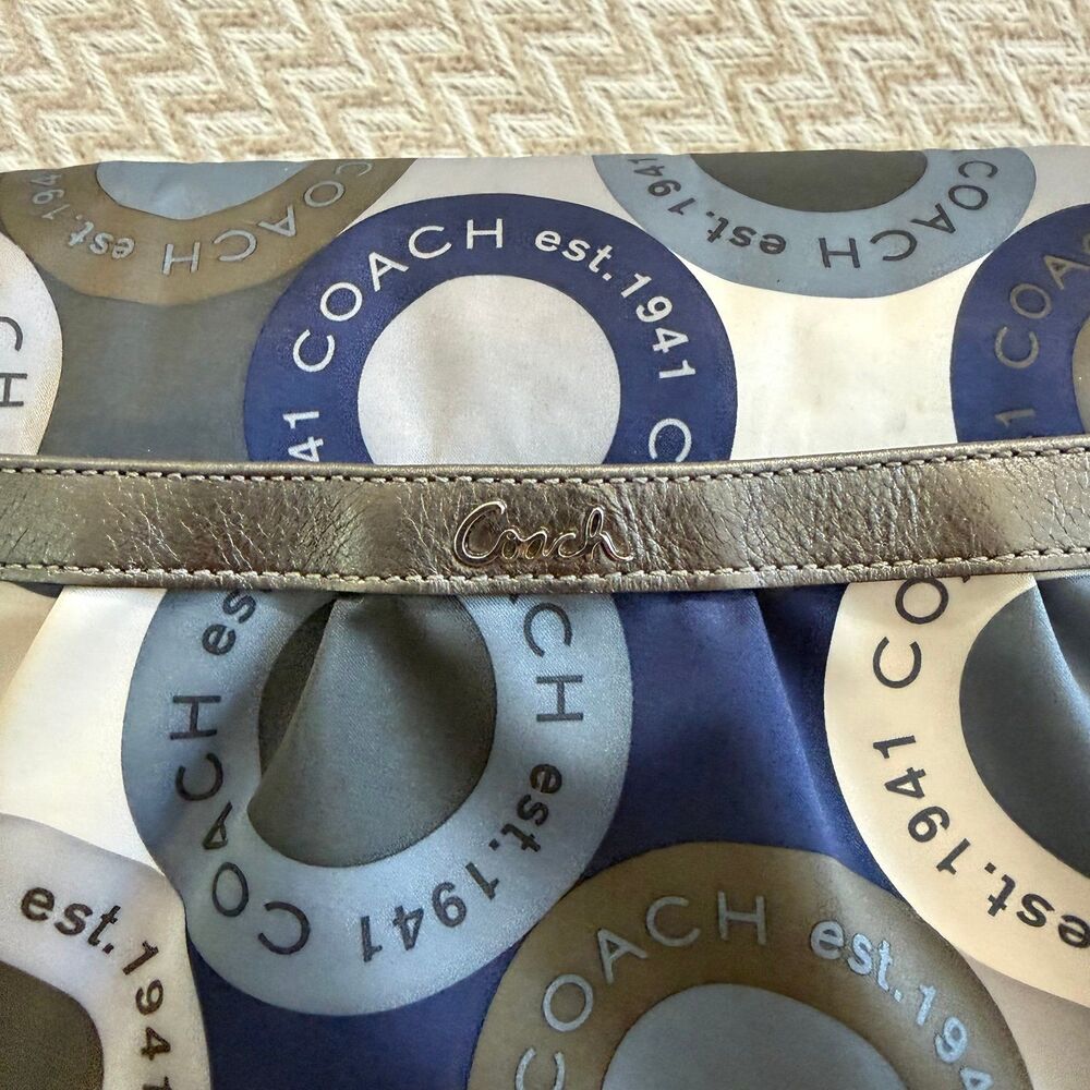 Coach Signature Snaphead F18377 Blue Multifunction Diaper Baby Messenger Bag - Picture 2 of 12